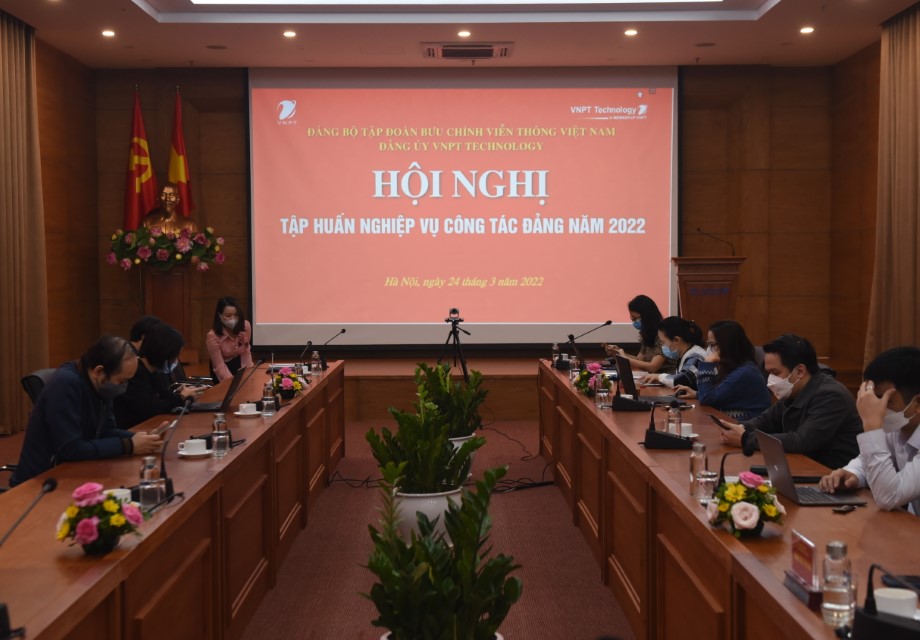 ĐẢNG BỘ VNPT TECHNOLOGY THAM DỰ HỘI NGHỊ TẬP HUẤN NGHIỆP VỤ CÔNG TÁC XÂY DỰNG ĐẢNG 2022