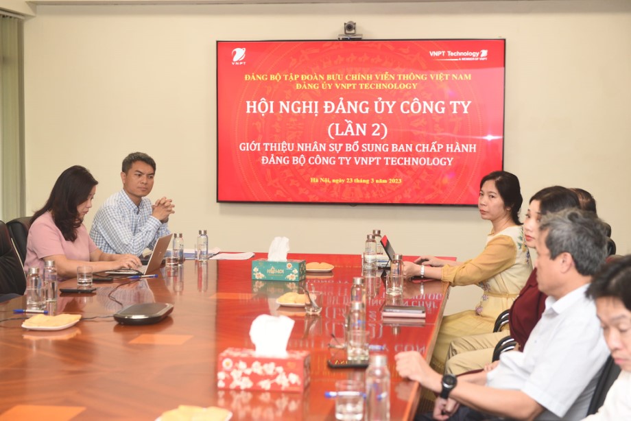 KIỆN TOÀN NHÂN SỰ BAN CHẤP HÀNH ĐẢNG BỘ